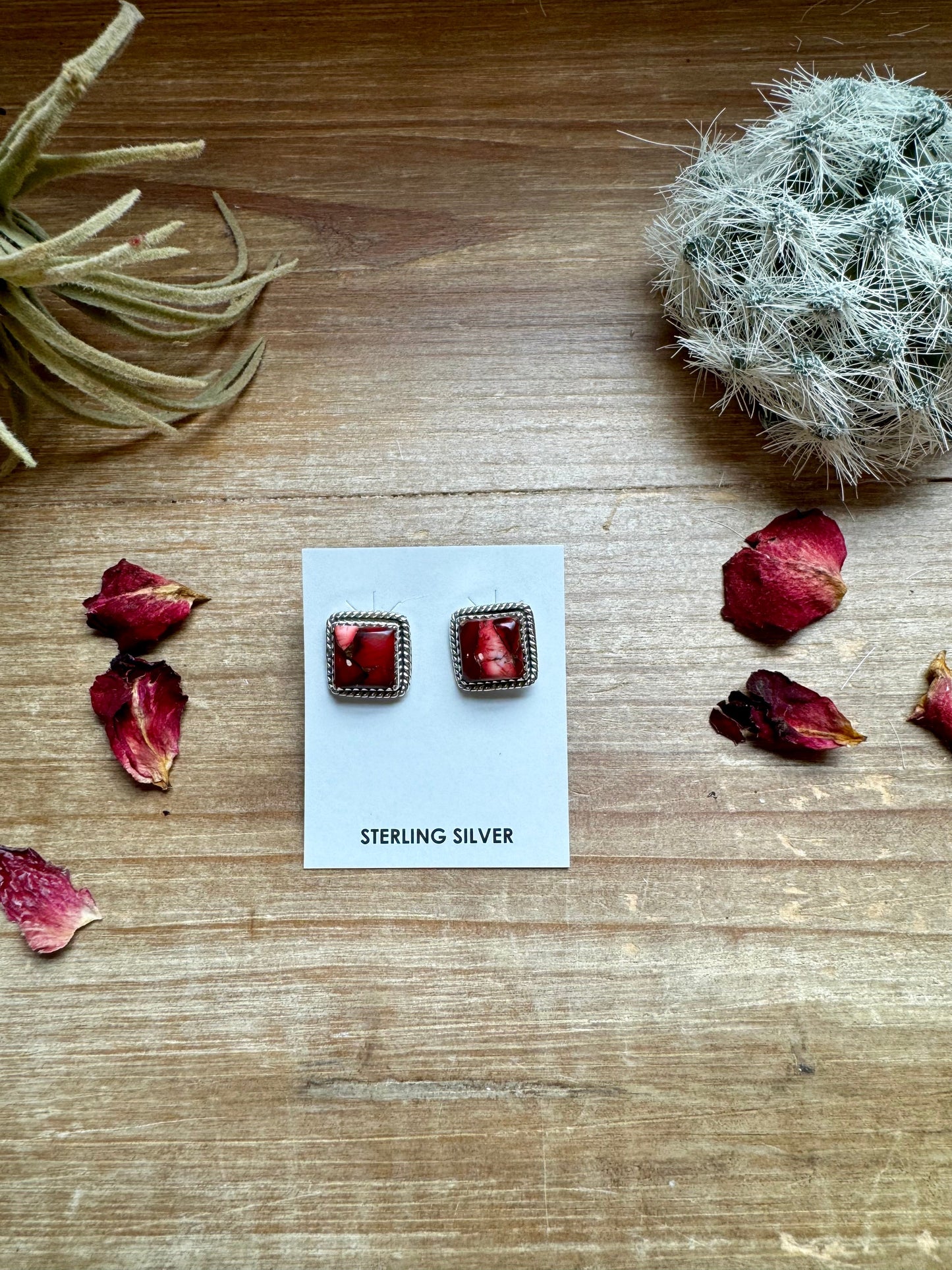 Stud square Dhalia rose earrings option 2