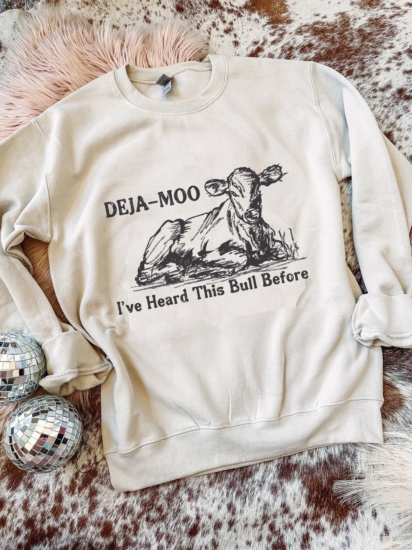 Deja Moo - Graphic Top