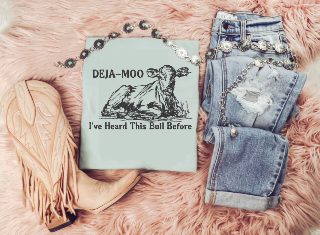 Deja Moo - Graphic Top